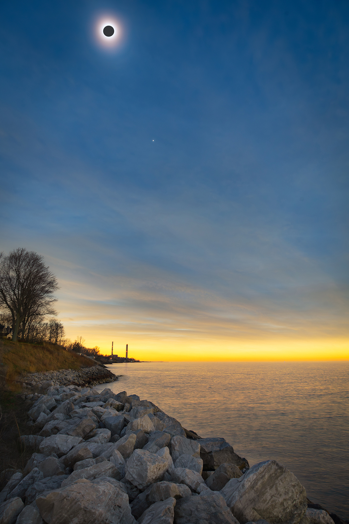 Total solar eclipse over Lake Erie, April 8 2024